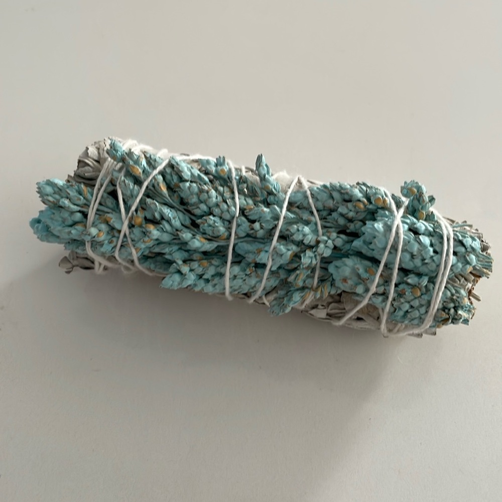 White Sage smudge stick w/ light blue dried flowers 4.5”